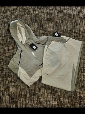 Fashion Nova Men's Cream And Beige Ombre Windbreaker Jacket and Pants Set
